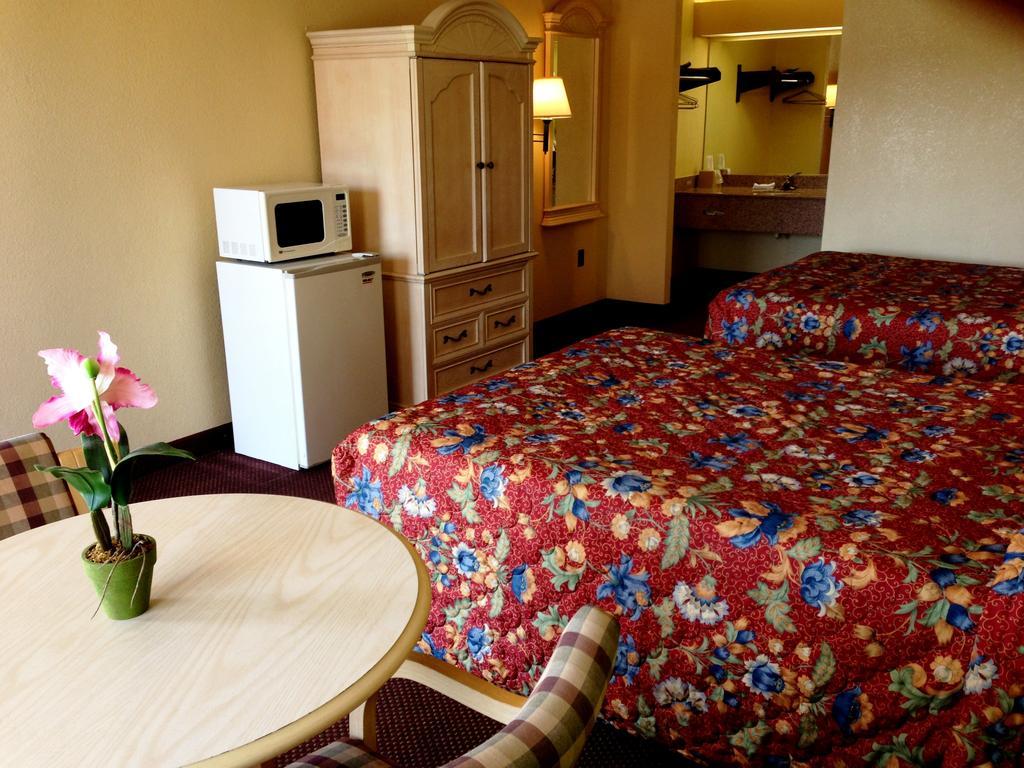 Holiday Terrace Inn - Pigeon Forge Zimmer foto